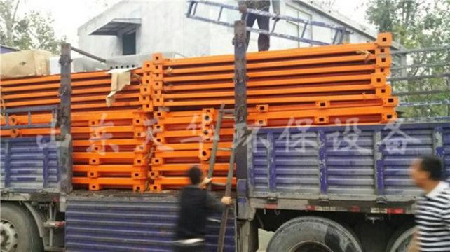 點擊查看詳細信息<br>標題：發貨現場 閱讀次數：1652