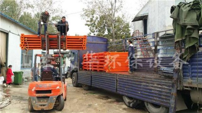 點擊查看詳細信息<br>標題：發貨現場 閱讀次數：1627