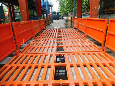 點擊查看詳細信息<br>標題：濟寧唐口煤礦4X12米煤礦專用洗車機 閱讀次數：2273