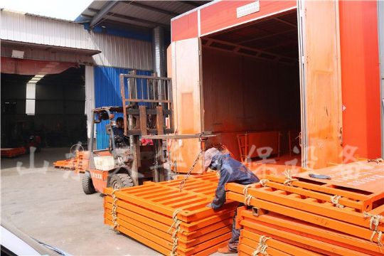 點(diǎn)擊查看詳細(xì)信息<br>標(biāo)題：備貨現(xiàn)場 閱讀次數(shù)：1605